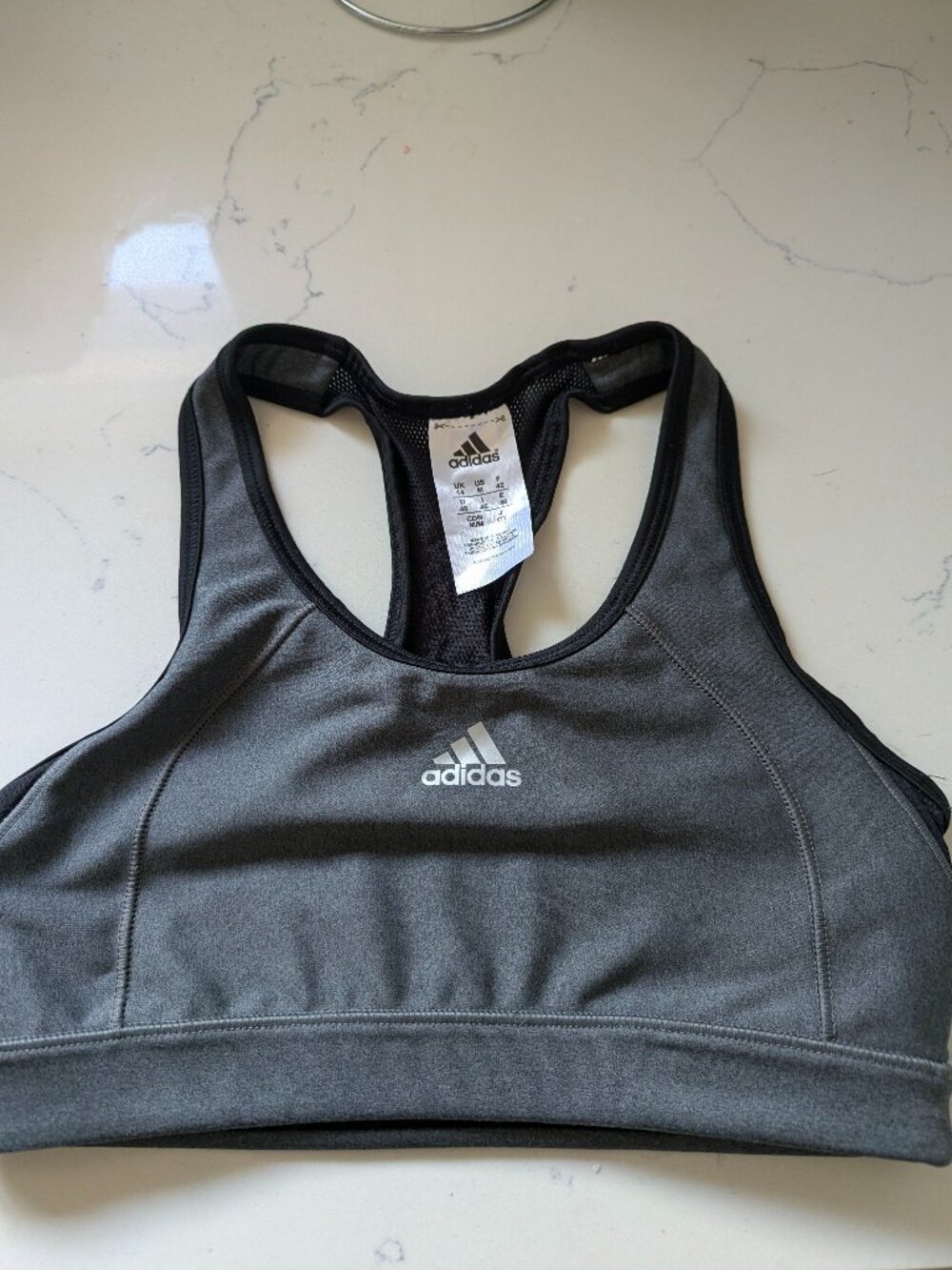Adidas Techfit sports bra racerback design with breathable mesh Size M